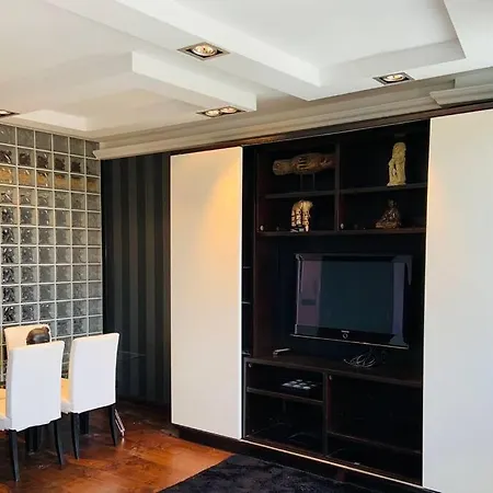 Oktheway Azcarraga Place Apartman
